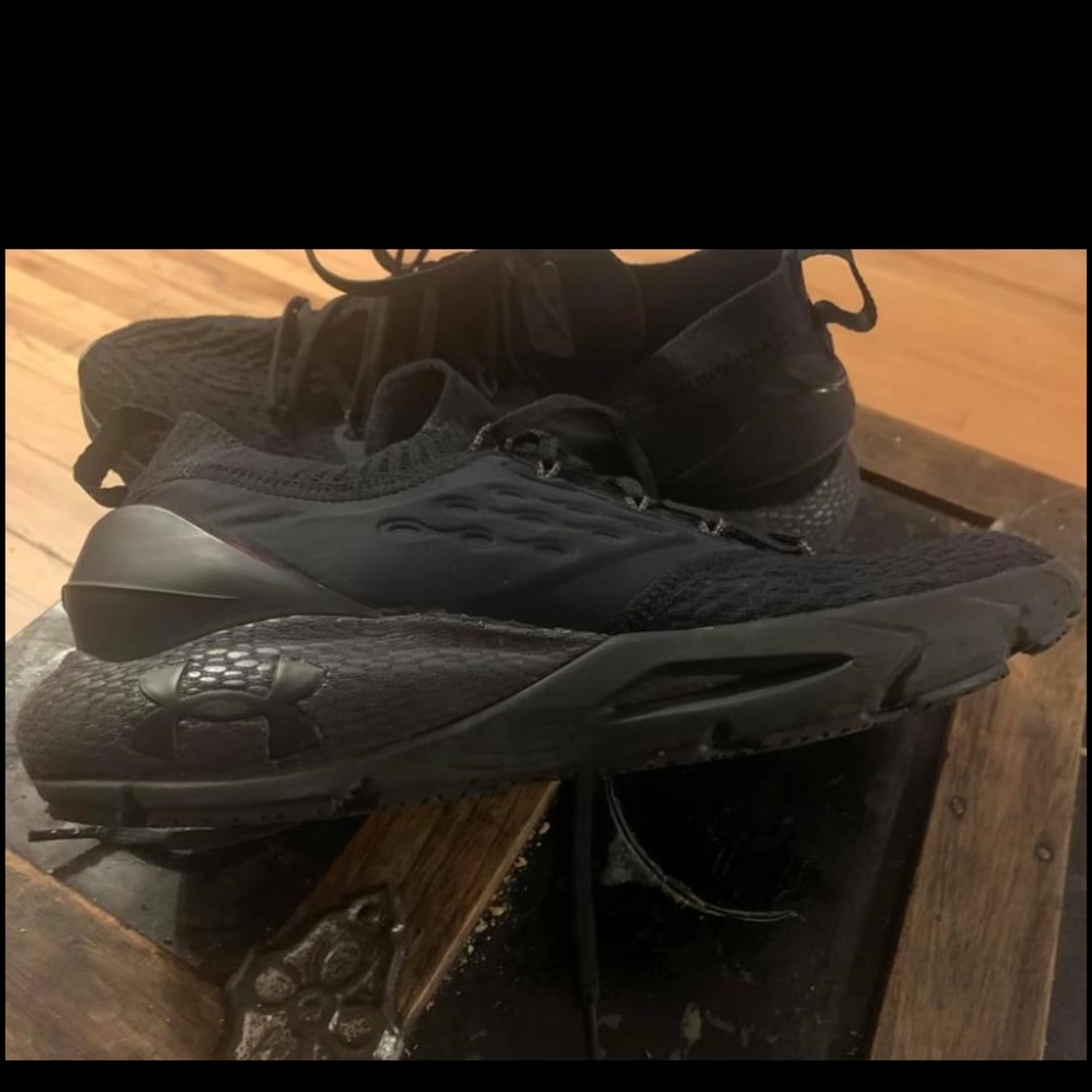 Under armor sz 11